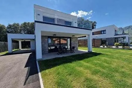 La Llavandera Chalet Llanes