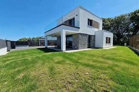 La Llavandera Chalet Llanes